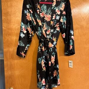INC International Concepts Black Floral Kimono dressing robe